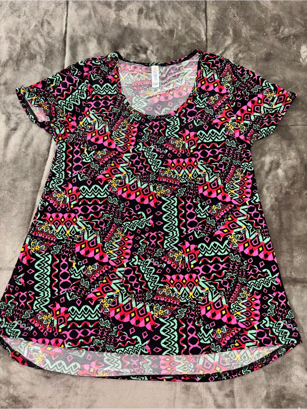 LuLaRoe Black Short Sleeve Tee with Pink and Mint Geometric Print
